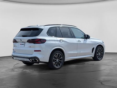 Used 2026 BMW X5 M60i AWD/4WD image 13
