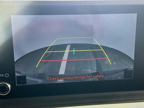 Used 2024 Toyota Tacoma TRD Off-Road image 23