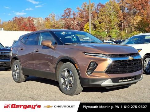 Certified 2023 Chevrolet Blazer LT w/ Driver Confidence Package image 2
