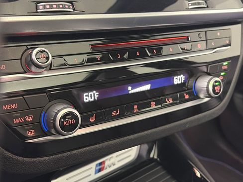 Used 2018 BMW X3 M40i image 21