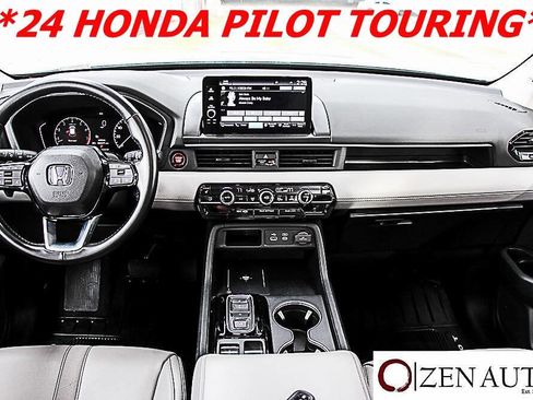 Used 2024 Honda Pilot Touring image 14