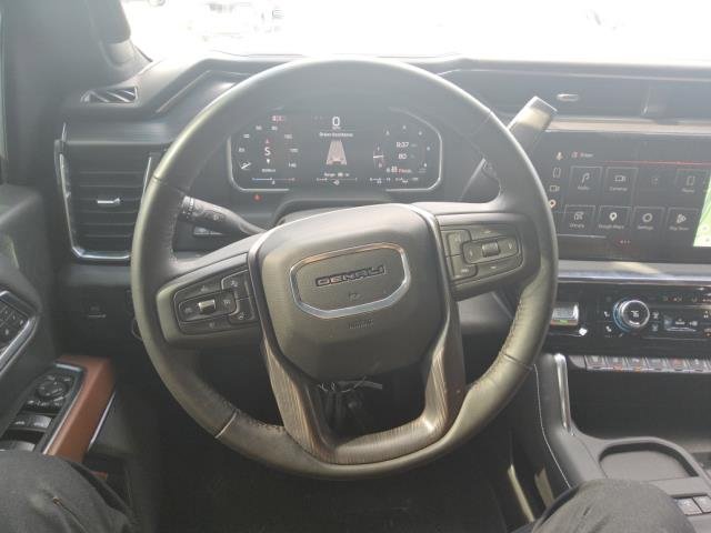 Used 2026 GMC Sierra 3500 Denali Ultimate AWD/4WD image 3