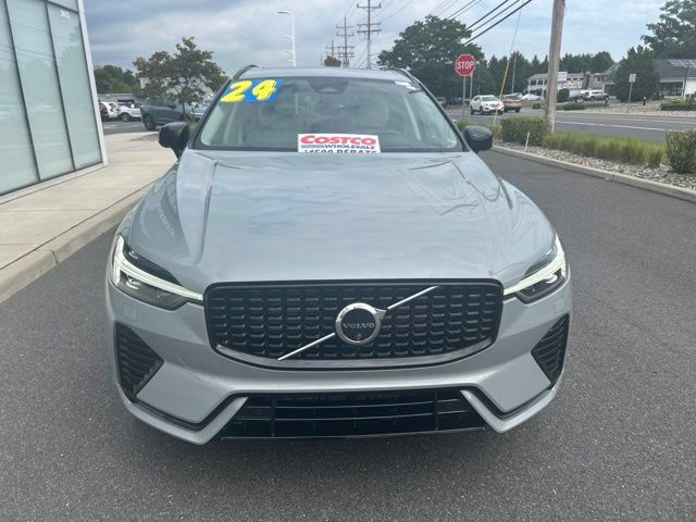 Used 2024 Volvo XC60 B5 Ultimate w/ Protection Package Premier AWD/4WD image 7
