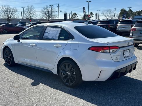 New 2026 Toyota Corolla SE image 5