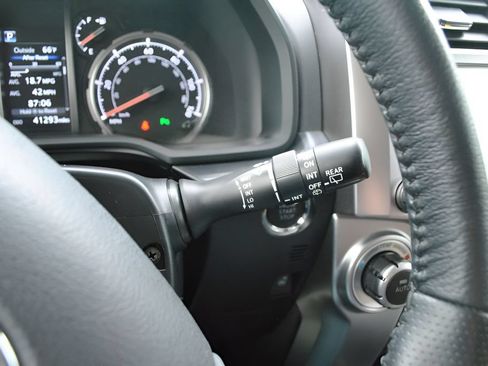 Certified 2023 Toyota 4Runner Limited AWD/4WD image 23