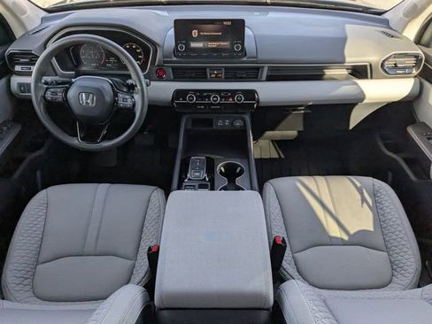 Used 2023 Honda Pilot LX image 15