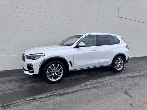 Used 2021 BMW X5 xDrive40i image 1