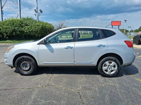 Used 2014 Nissan Rogue S FWD image 5