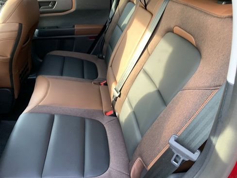 Used 2025 Ford Bronco Sport Outer Banks w/ Outer Banks Tech Package+ image 16