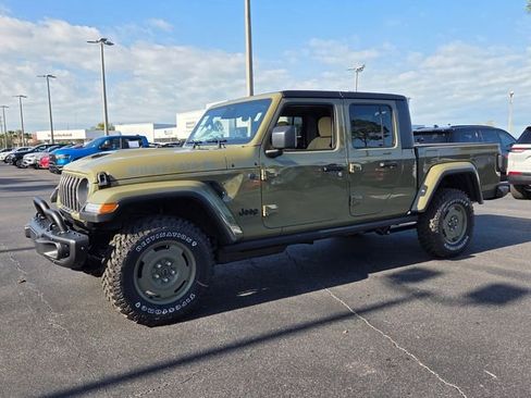 New 2026 Jeep Gladiator Willys AWD/4WD image 3