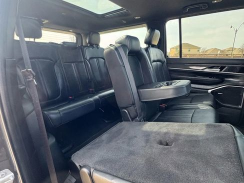 Used 2022 Jeep Wagoneer Series II w/ Premium Group I image 28