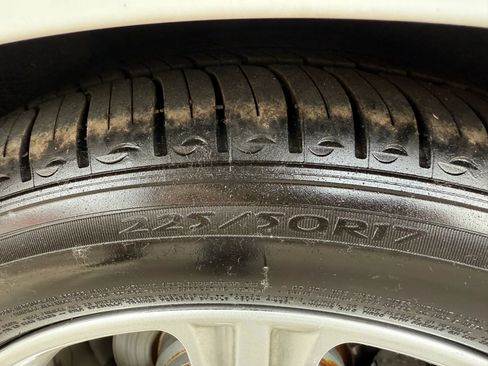 Used 2015 BMW 428i Convertible RWD image 4