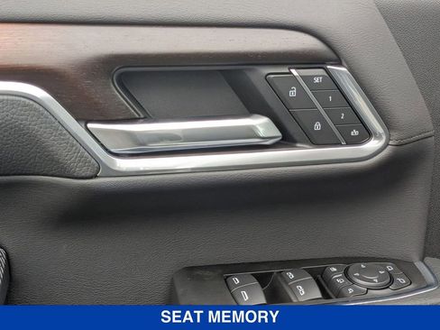 New 2025 GMC Sierra 2500 Denali w/ Denali Reserve Package image 12