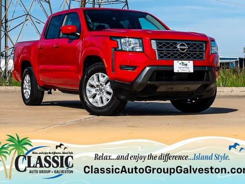 Used 2022 Nissan Frontier SV image 1