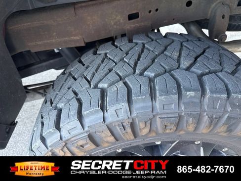 Used 2017 RAM 2500 Big Horn w/ Sport Appearance Group AWD/4WD image 21