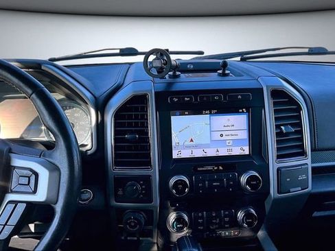 Used 2018 Ford F150 Lariat w/ Equipment Group 502A Luxury image 10