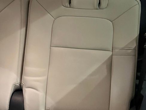 New 2026 Lincoln Aviator AWD image 57