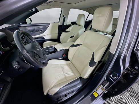 Used 2022 Lexus ES 300h ES 300h Luxury w/ Accessory Package 2 image 13