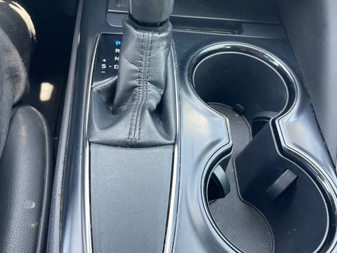 Used 2018 Toyota Camry SE FWD image 26