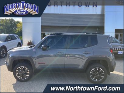 Used 2023 Jeep Renegade Trailhawk w/ Trailhawk Elite Group