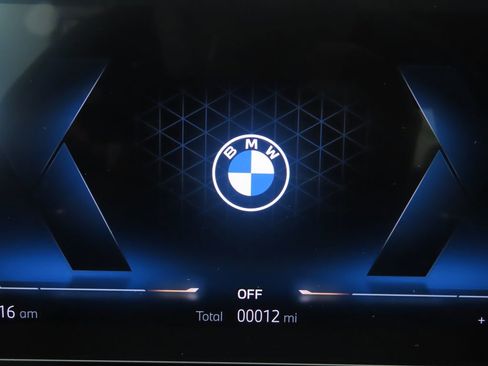 New 2026 BMW 330i Sedan w/ M Sport Package image 30