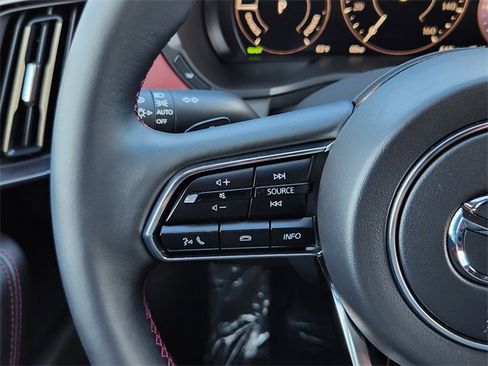 New 2025 MAZDA CX-70 Plug-In Hybrid w/ Premium Plus image 15