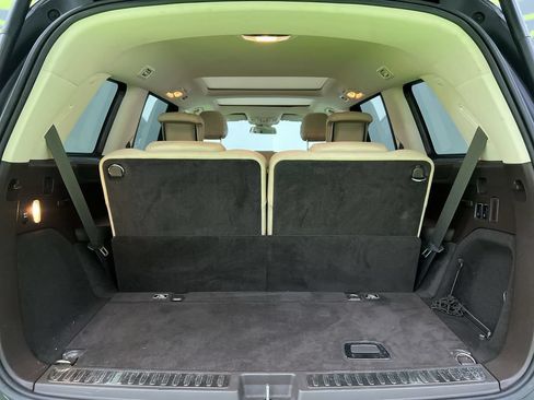 Used 2018 Mercedes-Benz GLS 450 4MATIC w/ Premium Package image 31