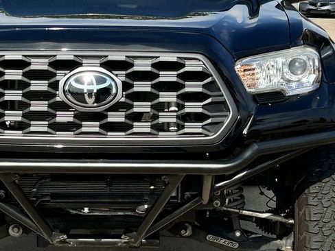 Used 2023 Toyota Tacoma SR AWD/4WD image 10