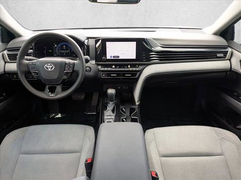 Used 2025 Toyota Camry LE w/ Convenience Package FWD image 16