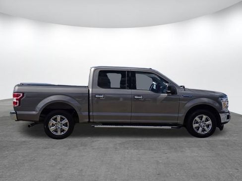 Used 2018 Ford F150 XLT w/ Equipment Group 302A Luxury RWD image 3
