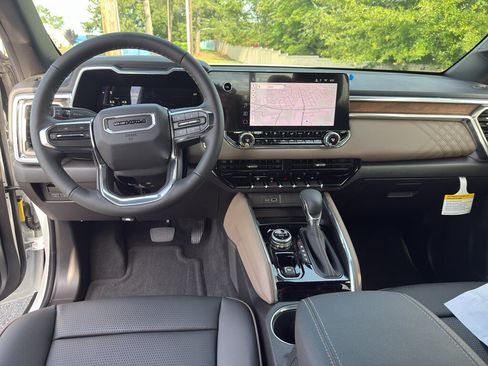 New 2026 GMC Canyon Denali AWD/4WD image 21