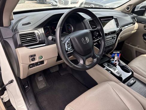 Used 2019 Honda Pilot Elite image 18
