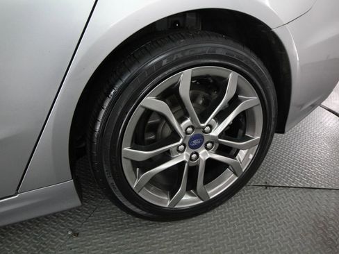 Used 2020 Ford Fusion SEL FWD image 57
