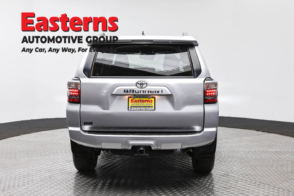 Used 2024 Toyota 4Runner SR5 AWD/4WD image 7