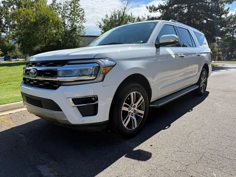 Used 2022 Ford Expedition Max Limited image 1
