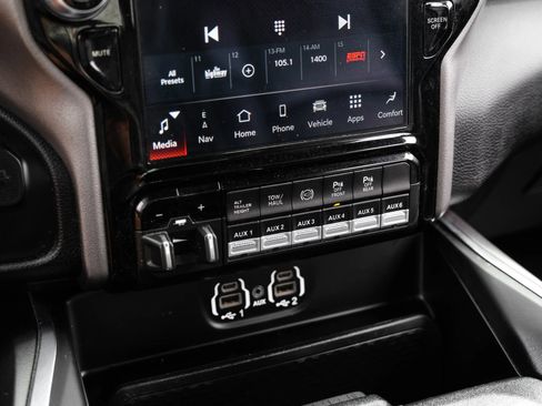 Used 2024 RAM 3500 Laramie w/ Sport Appearance Package AWD/4WD image 32