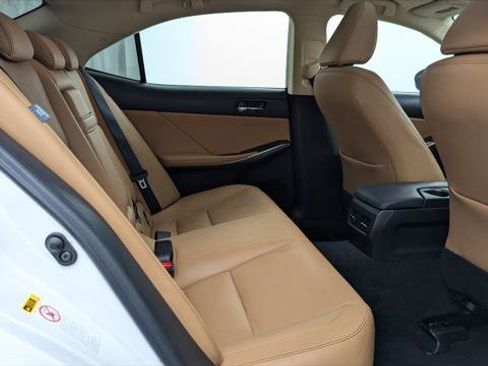 Used 2016 Lexus IS 200t image 19