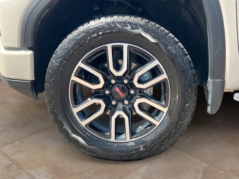 Certified 2026 GMC Sierra 1500 AT4 w/ AT4 Premium Package AWD/4WD image 31