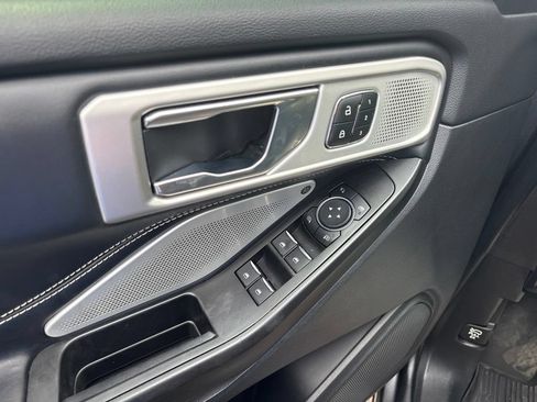 Used 2020 Ford Explorer ST w/ ST Street Pack AWD/4WD image 7