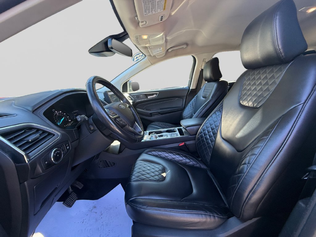 Used 2023 Ford Edge Titanium AWD/4WD image 10