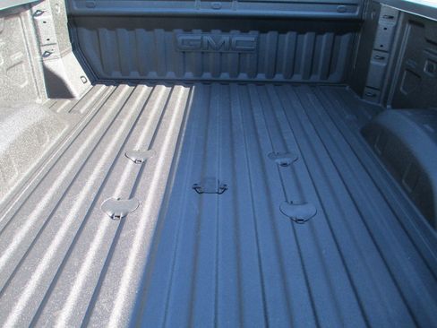 New 2026 GMC Sierra 2500 AT4 w/ AT4 Premium Plus Package image 6