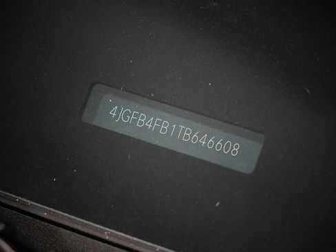 New 2026 Mercedes-Benz GLE 350 4MATIC image 37
