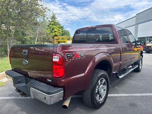Used 2011 Ford F250 Lariat w/ Lariat Interior Pkg AWD/4WD image 6