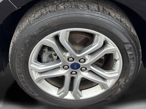 Used 2018 Ford Edge Titanium w/ Equipment Group 301A image 10