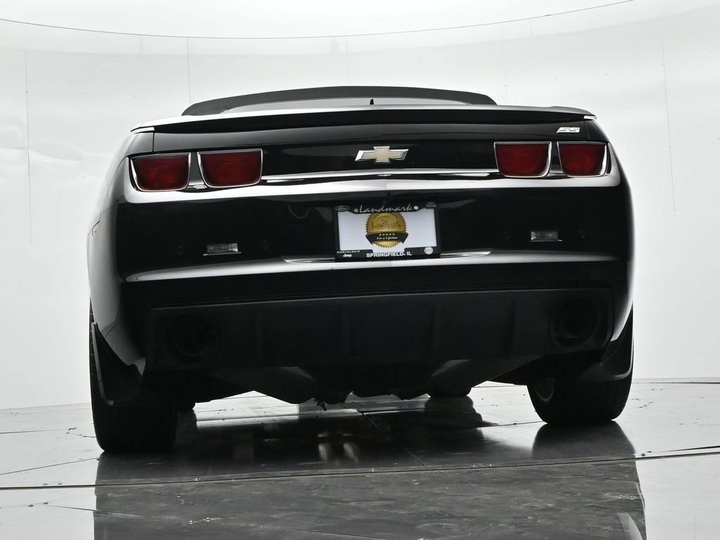 Used 2013 Chevrolet Camaro SS RWD image 20