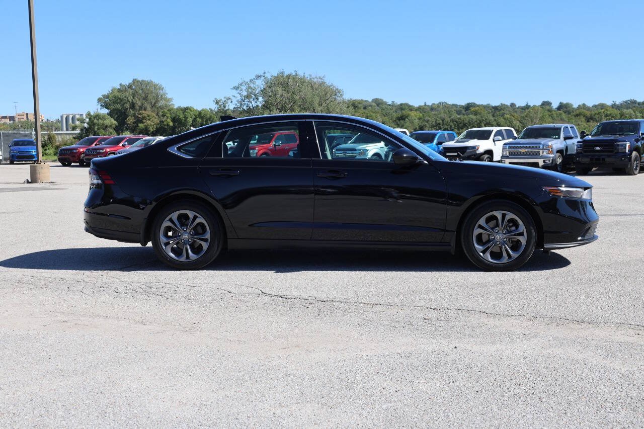 Used 2024 Honda Accord EX image 7