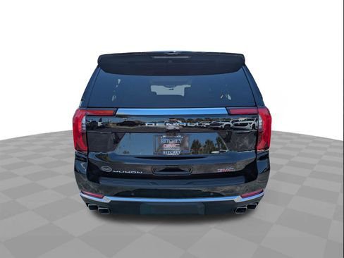 New 2026 GMC Yukon XL Denali w/ Denali Reserve Package image 5