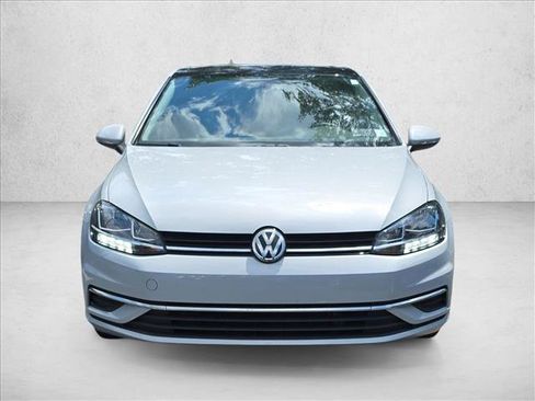 Used 2021 Volkswagen Golf 4-Door FWD image 2