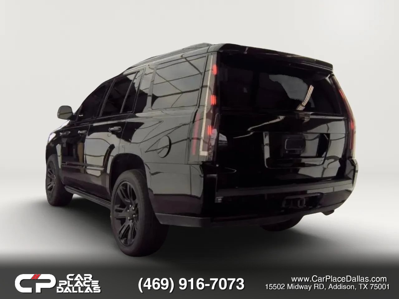 Used 2015 Cadillac Escalade Premium AWD/4WD image 4