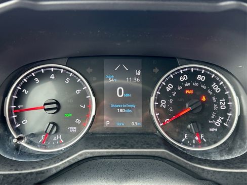 Used 2020 Toyota RAV4 LE image 20